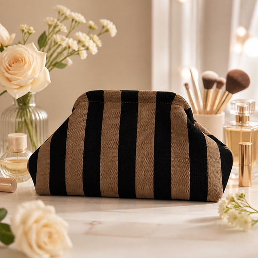 Stylowa dzianinowa kosmetyczka